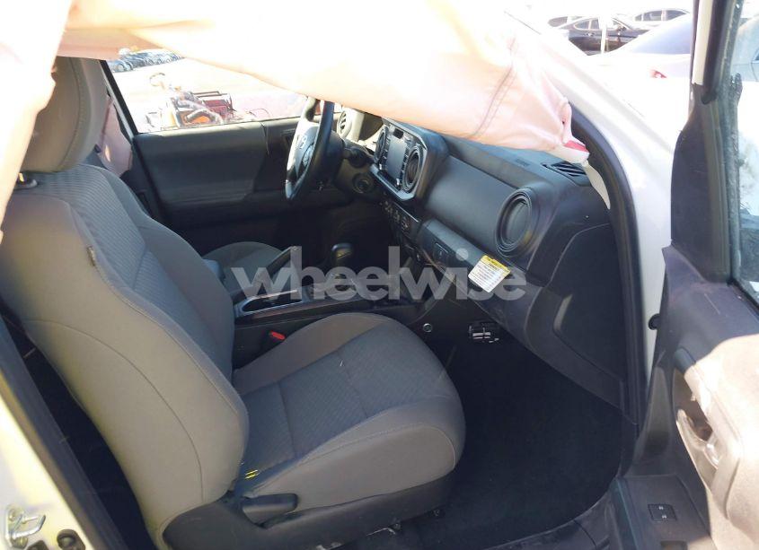 Photo 5 of 2022 Toyota Tacoma SR (VIN 3TYRX5GN6NT057748)