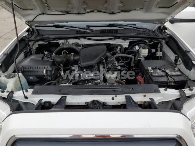 Photo 10 of 2021 TOYOTA TACOMA ACCESS CAB (VIN 3TYRX5GN7MT008637)