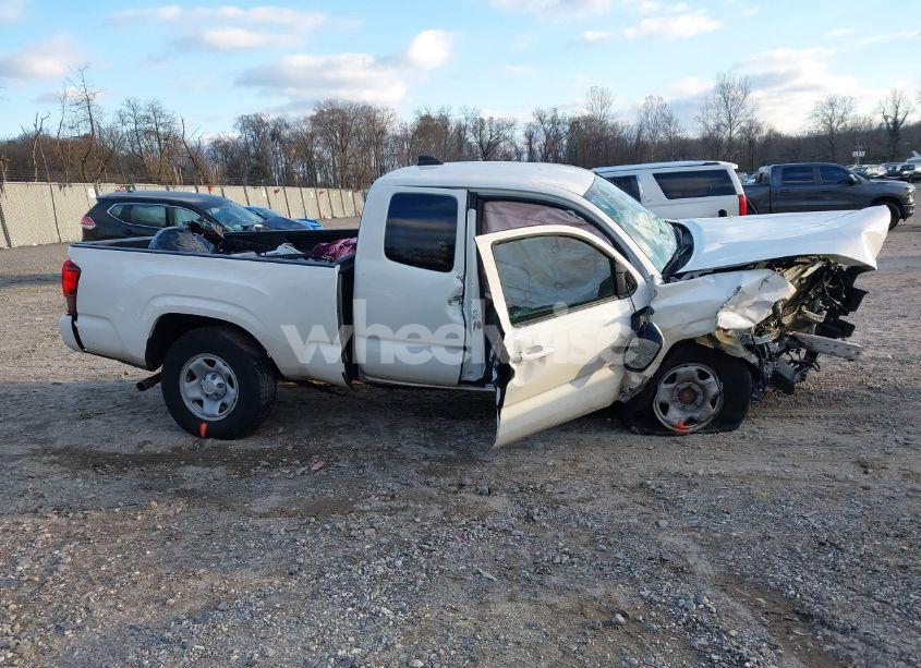 Photo 13 of 2021 Toyota Tacoma SR (VIN 3TYRX5GN7MT025583)