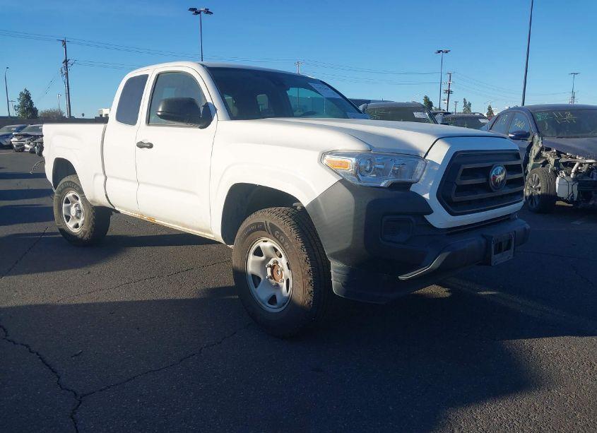 2022 Toyota Tacoma SR (VIN 3TYRX5GN7NT054969) main photo
