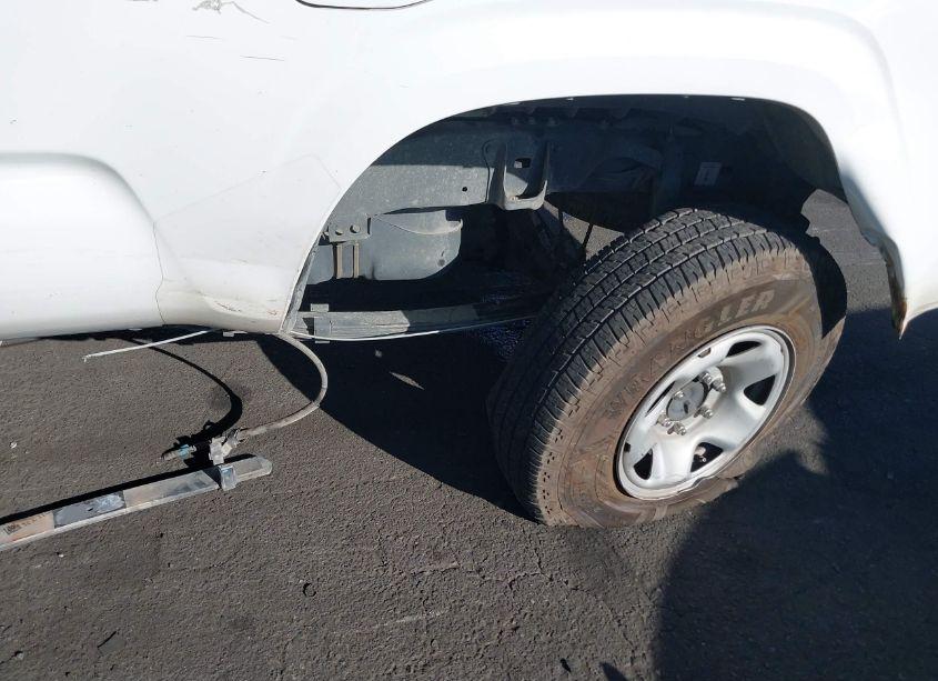 Photo 18 of 2022 Toyota Tacoma SR (VIN 3TYRX5GN7NT054969)