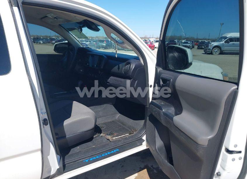 Photo 5 of 2021 Toyota Tacoma SR (VIN 3TYRX5GN8MT008839)