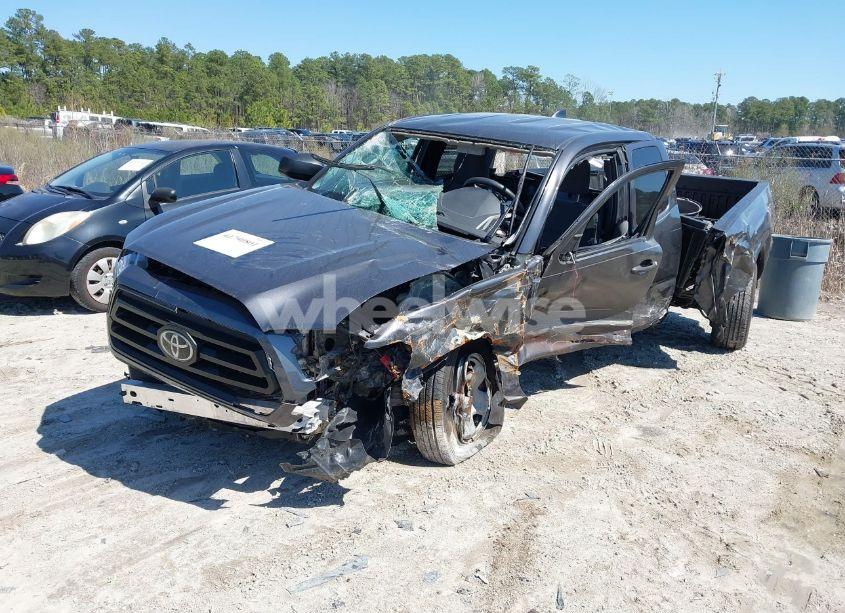 Photo 2 of 2022 Toyota Tacoma SR (VIN 3TYRX5GN8NT052454)