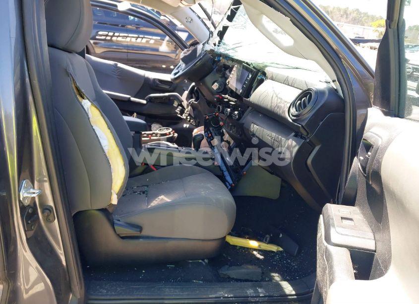 Photo 5 of 2022 Toyota Tacoma SR (VIN 3TYRX5GN8NT052454)