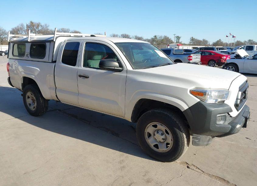 2021 Toyota Tacoma SR (VIN 3TYRX5GN9MT011748) main photo