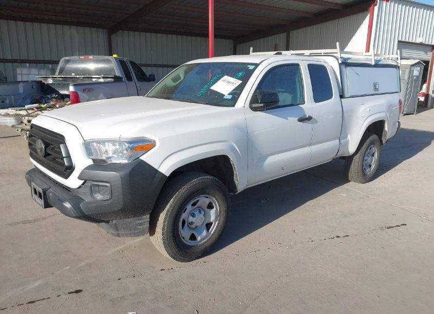 Photo 2 of 2021 Toyota Tacoma SR (VIN 3TYRX5GN9MT011748)