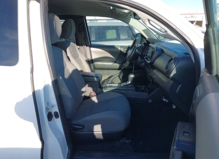 Photo 5 of 2021 Toyota Tacoma SR (VIN 3TYRX5GN9MT011748)