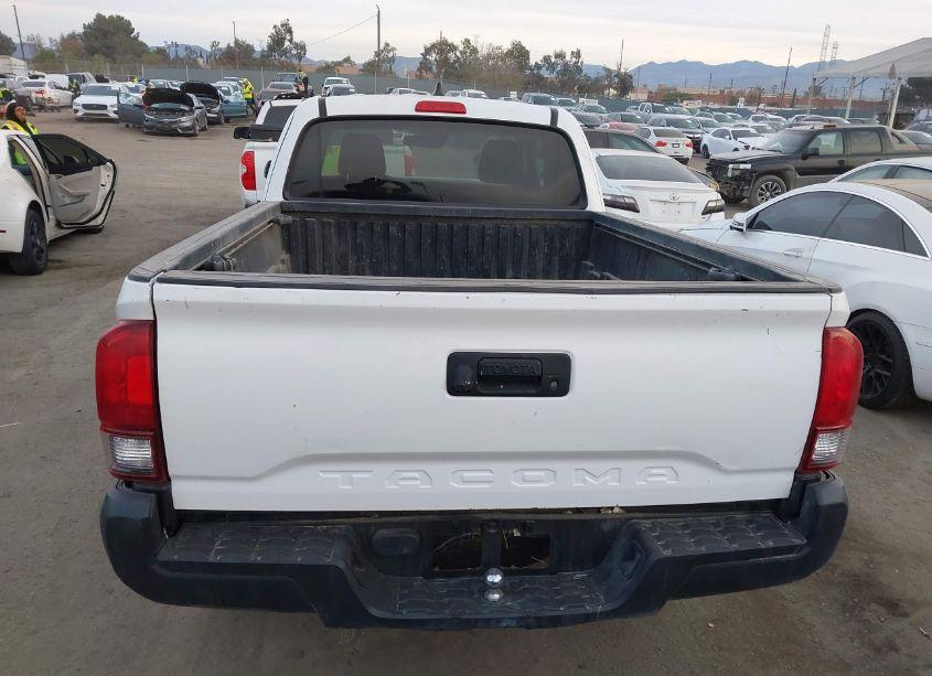 Photo 16 of 2022 Toyota Tacoma SR (VIN 3TYRX5GN9NT051295)