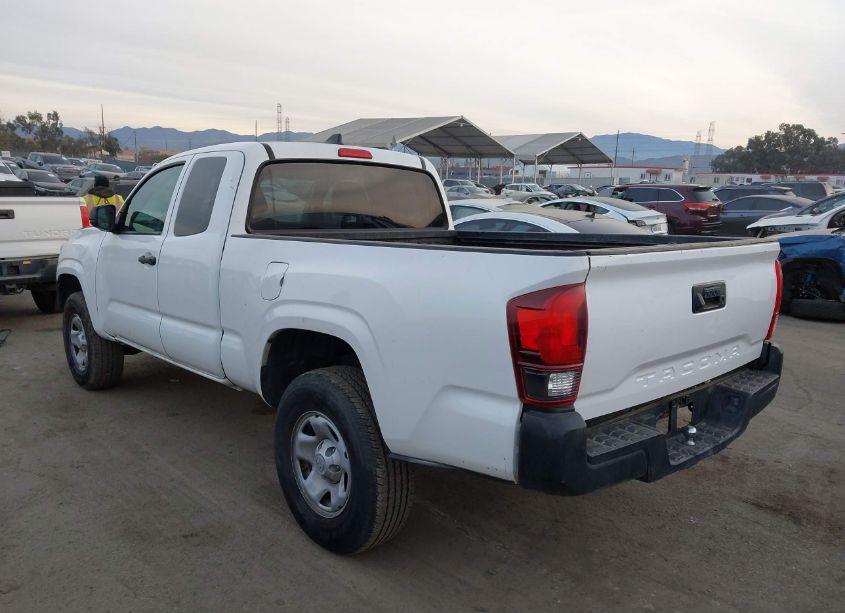 Photo 3 of 2022 Toyota Tacoma SR (VIN 3TYRX5GN9NT051295)