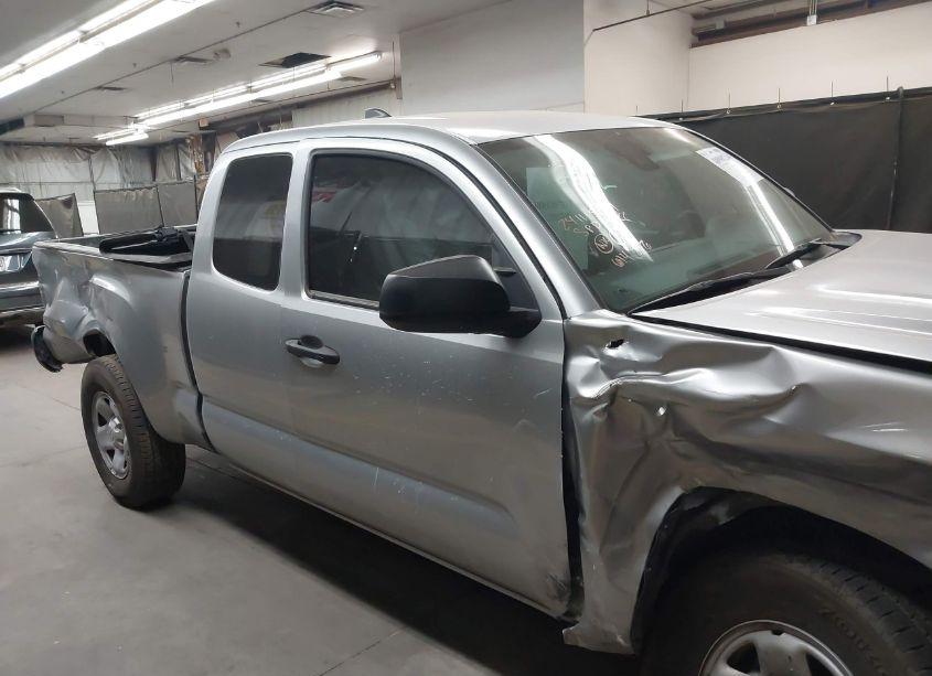 Photo 13 of 2022 Toyota Tacoma SR (VIN 3TYRX5GN9NT066640)