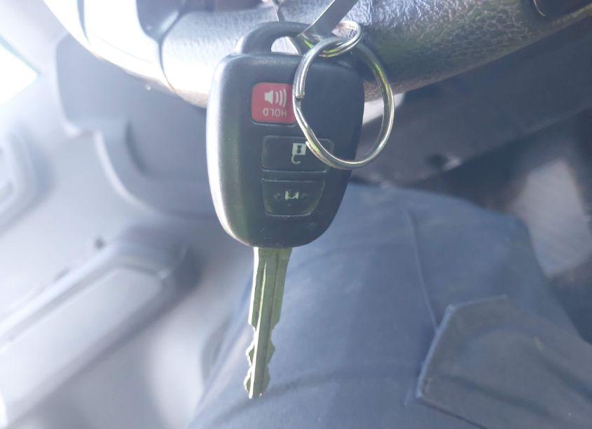 Photo 11 of 2021 Toyota Tacoma SR (VIN 3TYRX5GNXMT021592)