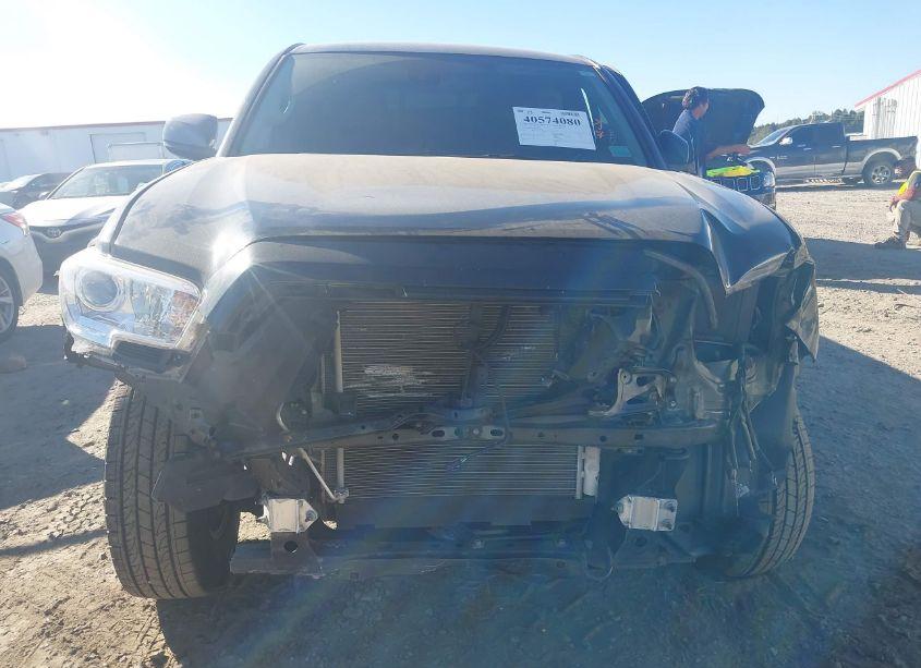 Photo 13 of 2021 Toyota Tacoma SR (VIN 3TYRX5GNXMT021592)