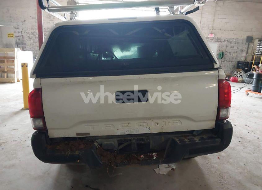 Photo 15 of 2022 Toyota Tacoma SR (VIN 3TYRX5GNXNT053606)
