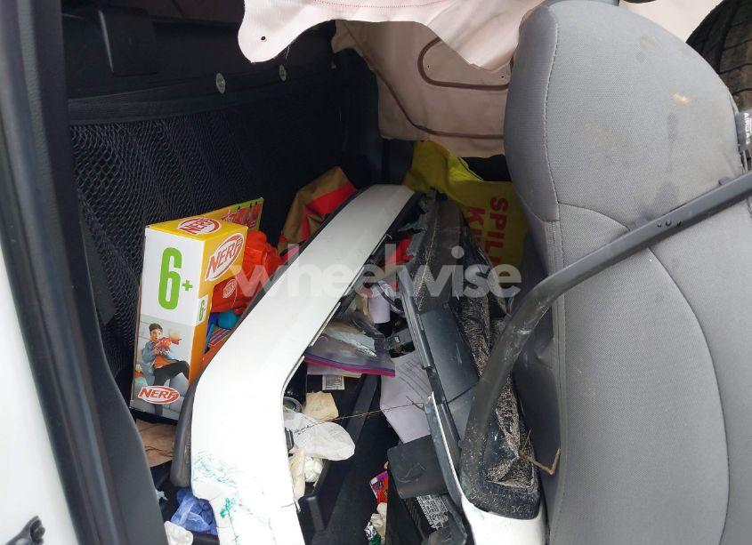 Photo 8 of 2022 Toyota Tacoma SR (VIN 3TYRX5GNXNT053606)