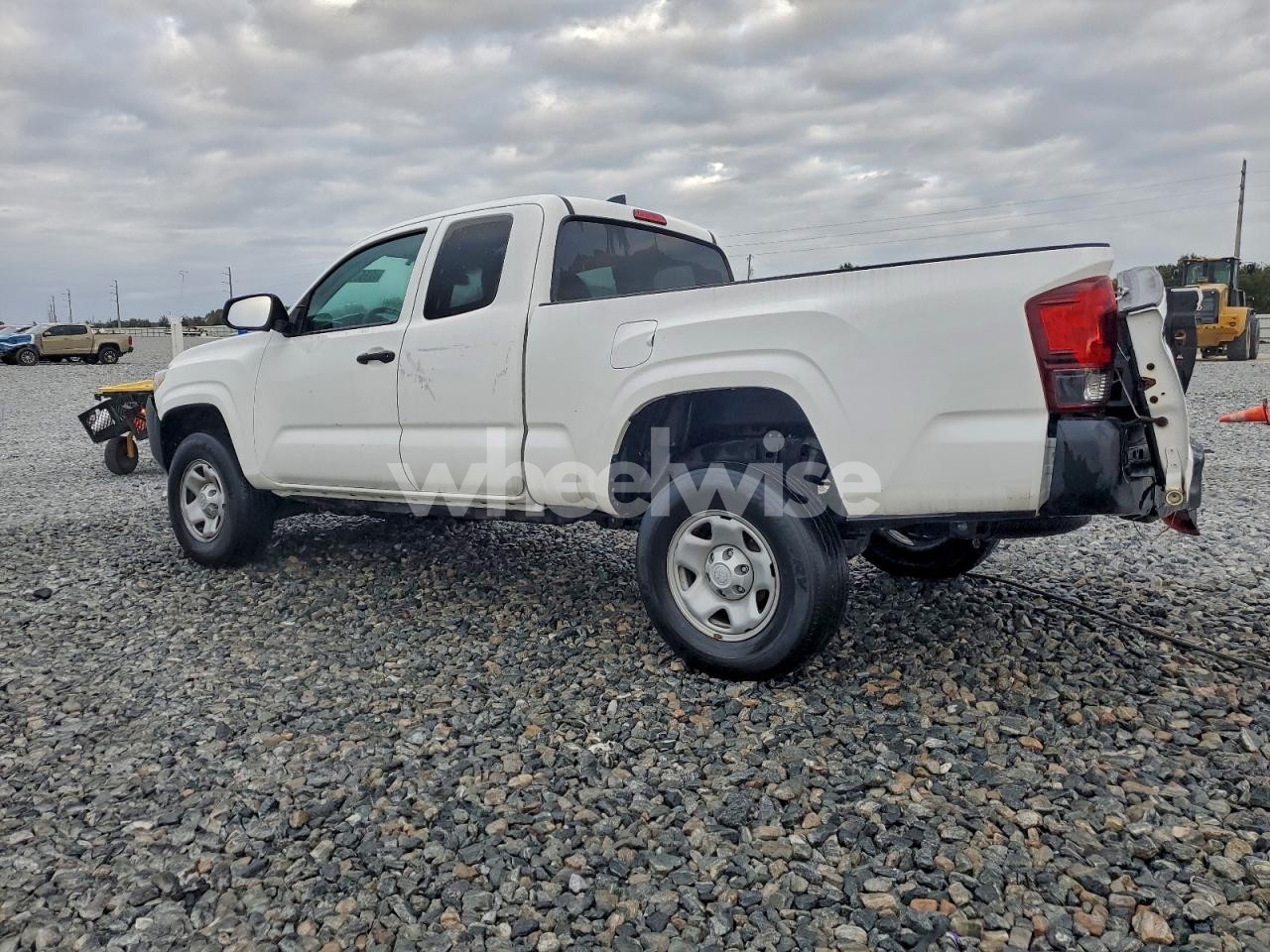 Photo 2 of 2022 TOYOTA TACOMA ACCESS CAB (VIN 3TYRX5GNXNT064072)