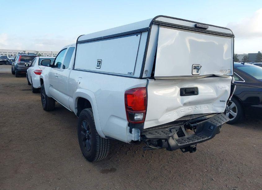 Photo 3 of 2021 Toyota Tacoma SR5 V6 (VIN 3TYRZ5CN0MT006650)