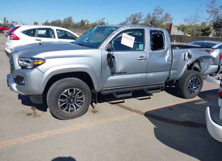 Photo 15 of 2022 Toyota Tacoma TRD SPORT (VIN 3TYRZ5CN1NT022793)