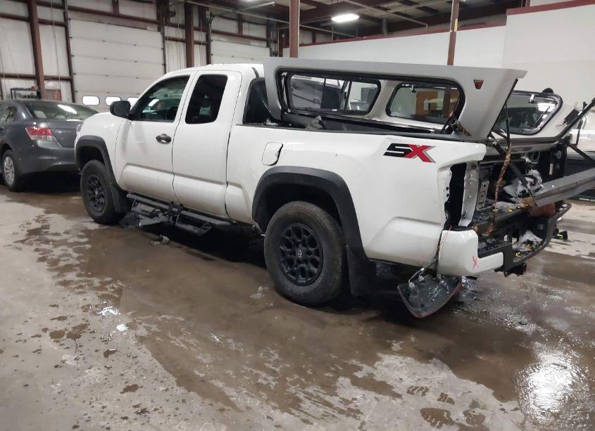 Photo 3 of 2022 Toyota Tacoma SR V6 (VIN 3TYRZ5CN3NT021239)