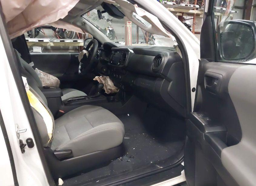 Photo 5 of 2022 Toyota Tacoma SR V6 (VIN 3TYRZ5CN3NT021239)