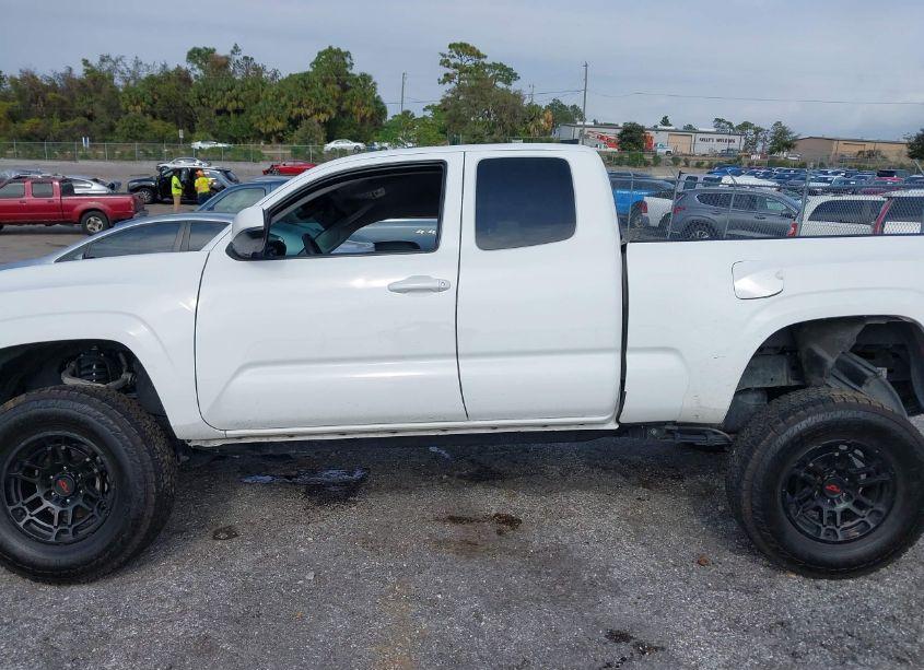 Photo 15 of 2023 Toyota Tacoma SR V6 (VIN 3TYRZ5CN3PT028730)