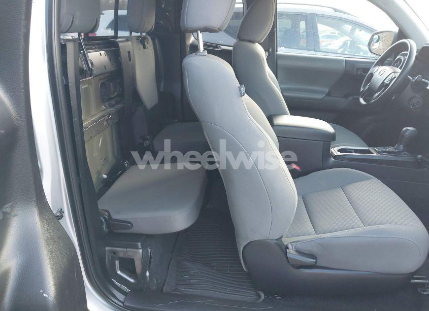 Photo 8 of 2022 Toyota Tacoma SR V6 (VIN 3TYRZ5CN4NT014302)