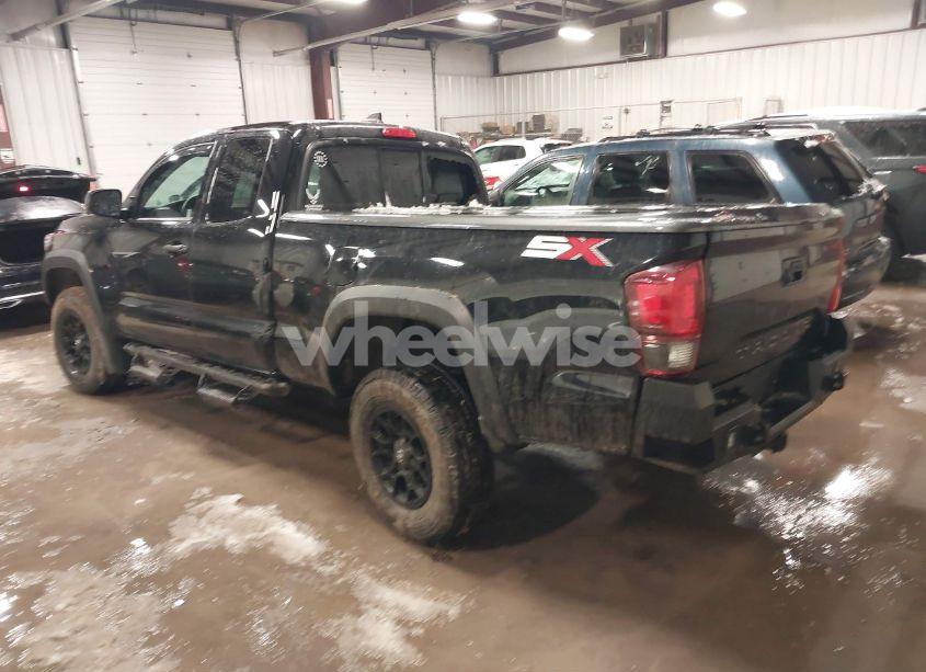 Photo 3 of 2022 Toyota Tacoma SR V6 (VIN 3TYRZ5CN5NT014891)