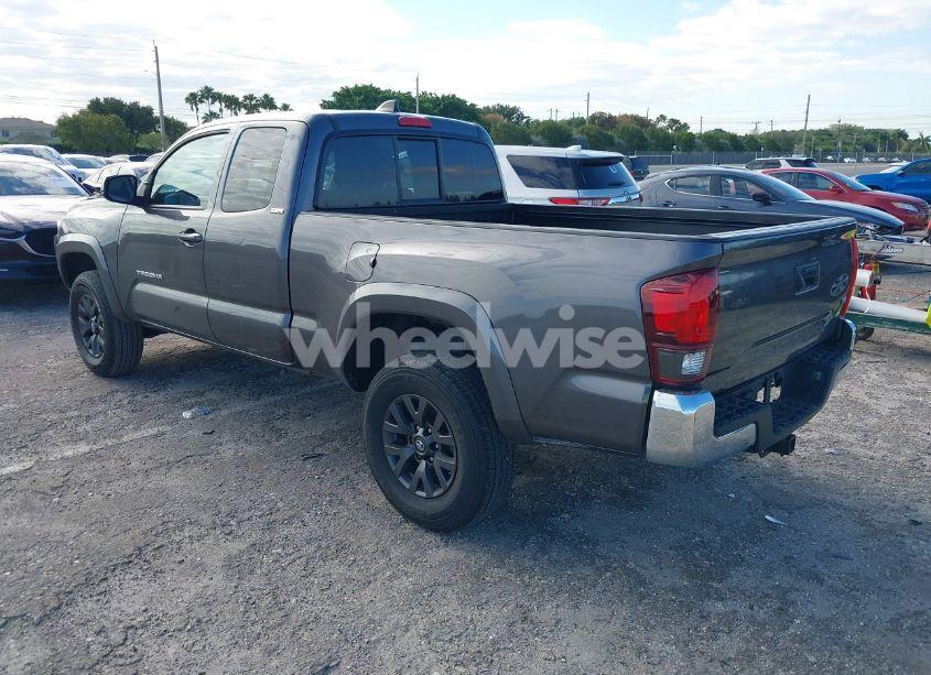 Photo 3 of 2022 Toyota Tacoma SR5 V6 (VIN 3TYRZ5CN5NT020528)