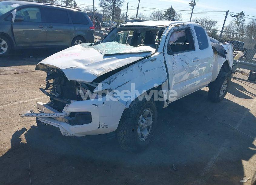 Photo 2 of 2022 Toyota Tacoma SR V6 (VIN 3TYRZ5CN6NT018593)