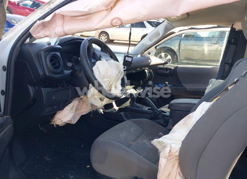 Photo 5 of 2022 Toyota Tacoma SR V6 (VIN 3TYRZ5CN6NT018593)