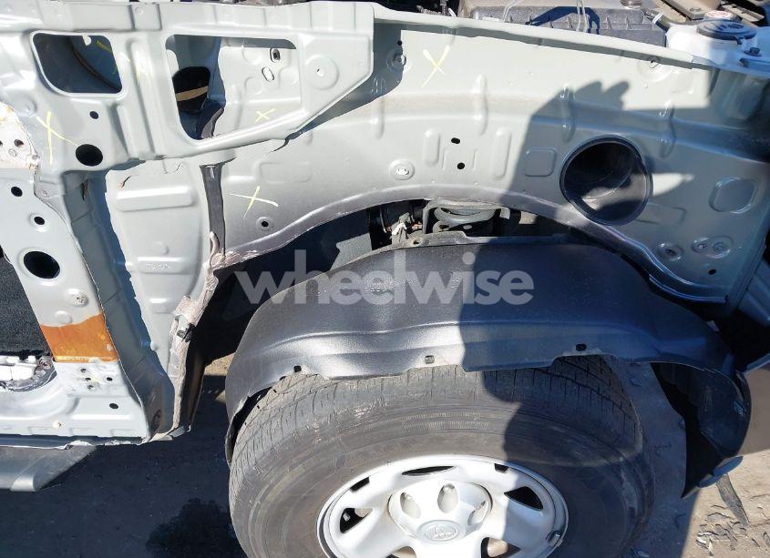 Photo 17 of 2022 Toyota Tacoma SR V6 (VIN 3TYRZ5CN6NT020344)