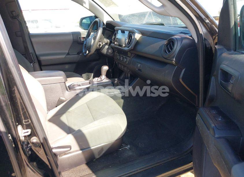 Photo 5 of 2020 Toyota Tacoma SR V6 (VIN 3TYRZ5CN7LT000455)