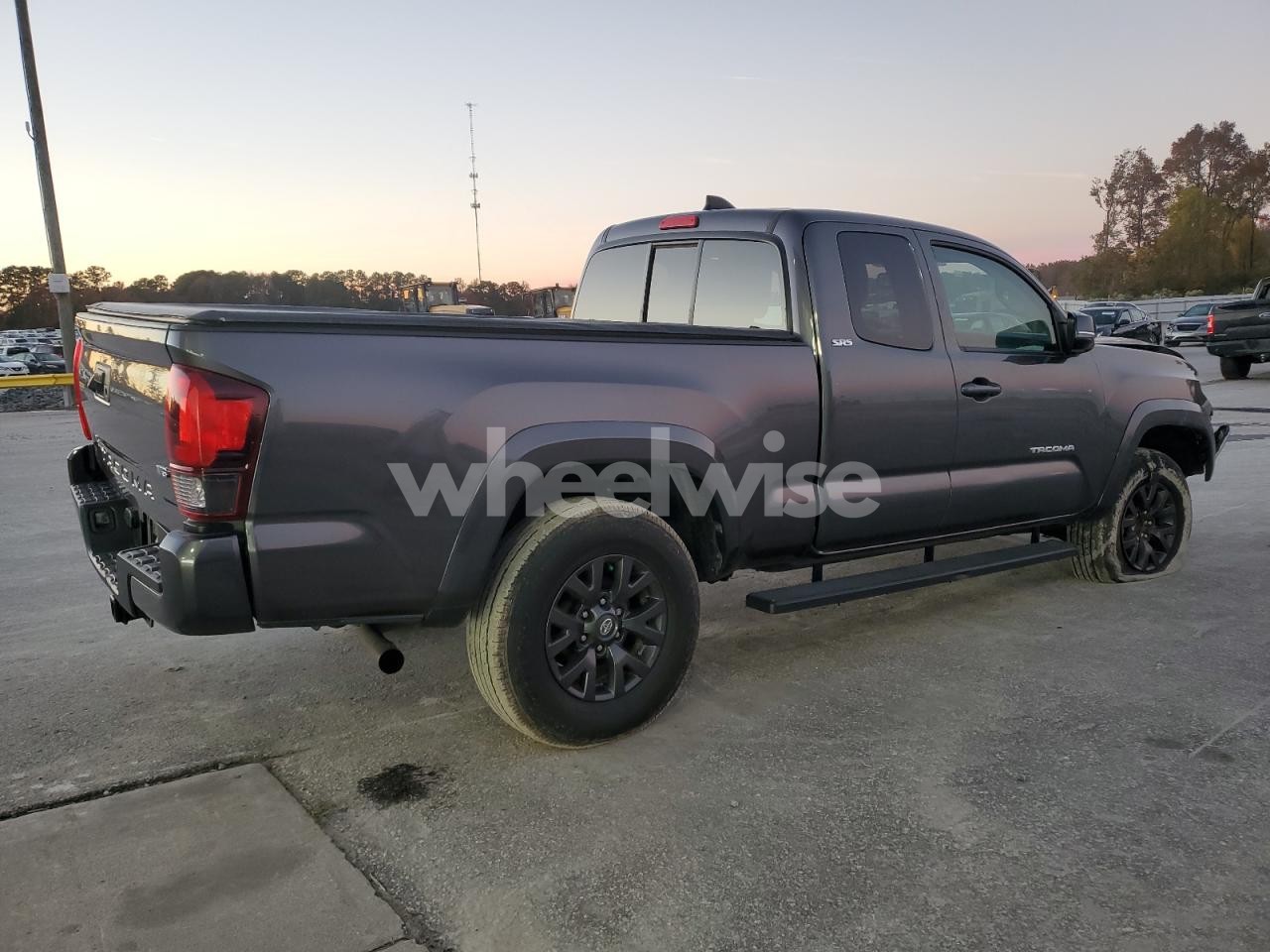 Photo 3 of 2022 TOYOTA TACOMA ACCESS CAB (VIN 3TYRZ5CN7NT023740)