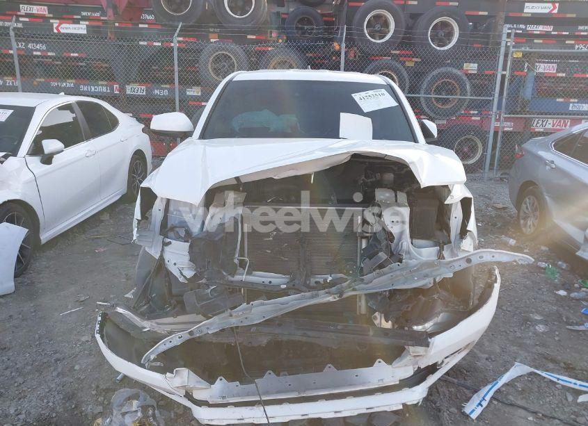 Photo 12 of 2021 Toyota Tacoma SR V6 (VIN 3TYRZ5CN8MT010414)