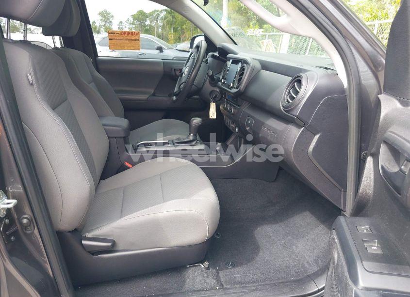 Photo 5 of 2021 Toyota Tacoma SR V6 (VIN 3TYRZ5CN9MT007926)