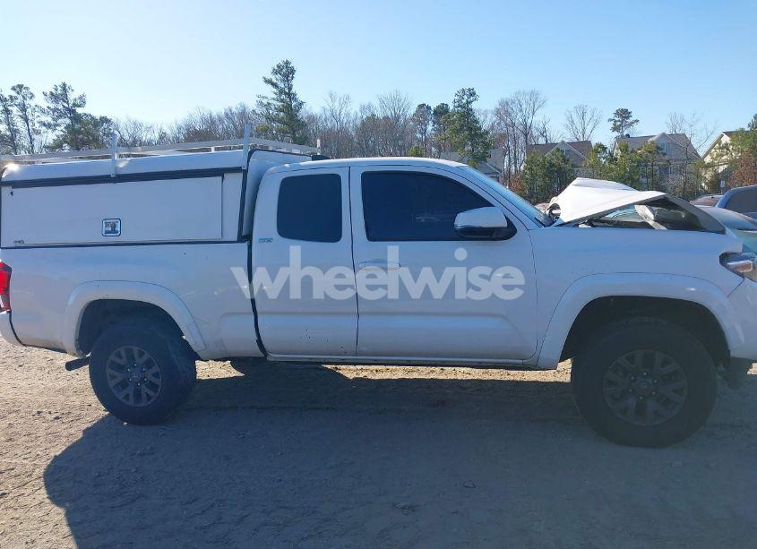 Photo 13 of 2022 Toyota Tacoma SR5 V6 (VIN 3TYRZ5CN9NT021875)
