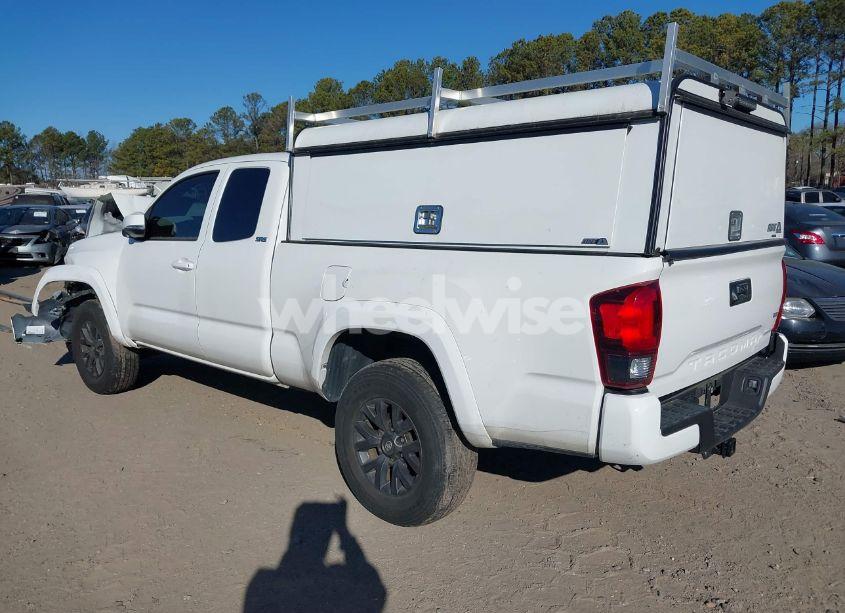 Photo 3 of 2022 Toyota Tacoma SR5 V6 (VIN 3TYRZ5CN9NT021875)