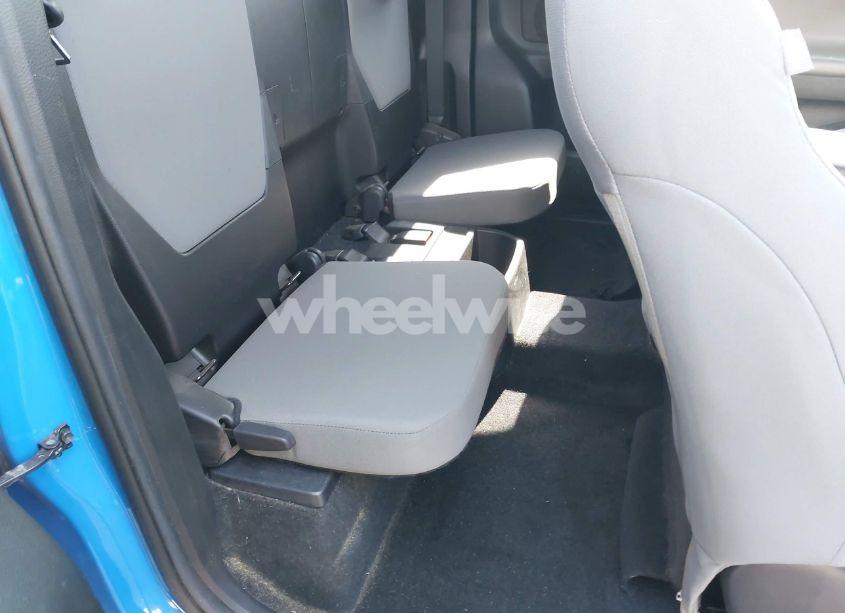 Photo 8 of 2021 Toyota Tacoma SR5 V6 (VIN 3TYRZ5CNXMT011371)