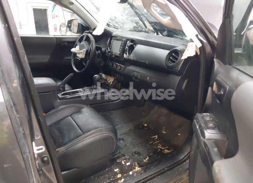 Photo 5 of 2022 Toyota Tacoma SR (VIN 3TYSX5EN1NT014066)