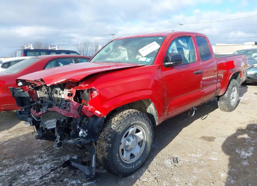 Photo 2 of 2020 Toyota Tacoma SR (VIN 3TYSX5EN4LT001986)