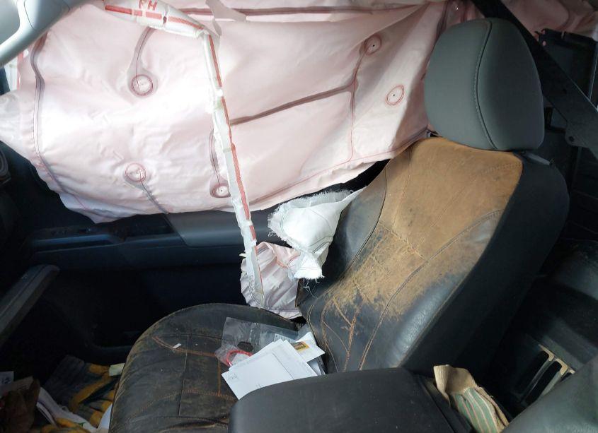 Photo 5 of 2020 Toyota Tacoma SR (VIN 3TYSX5EN4LT001986)