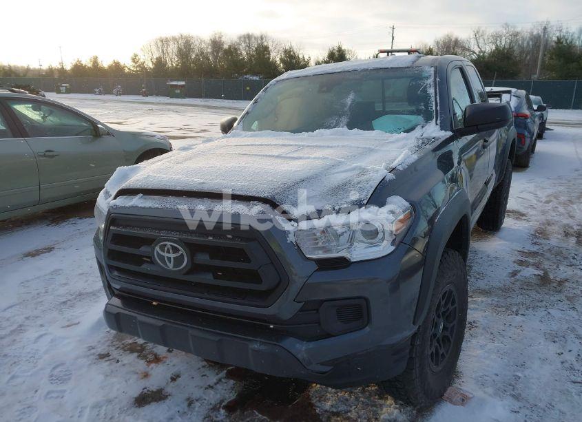 Photo 2 of 2022 Toyota Tacoma SR (VIN 3TYSX5EN4NT011517)