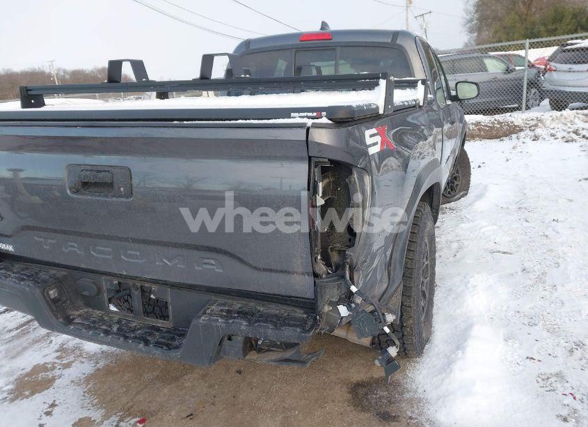 Photo 6 of 2022 Toyota Tacoma SR (VIN 3TYSX5EN4NT011517)