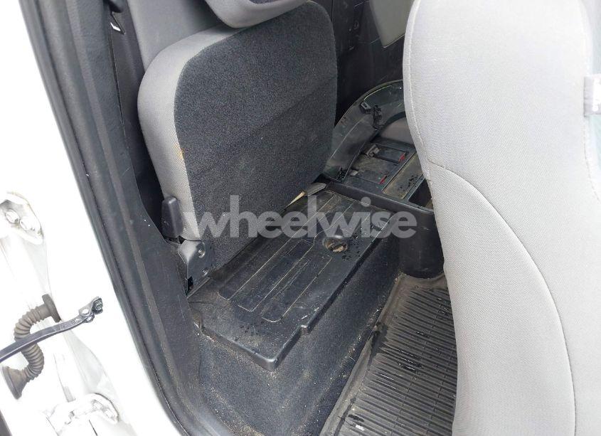 Photo 8 of 2020 Toyota Tacoma SR (VIN 3TYSX5EN5LT001592)