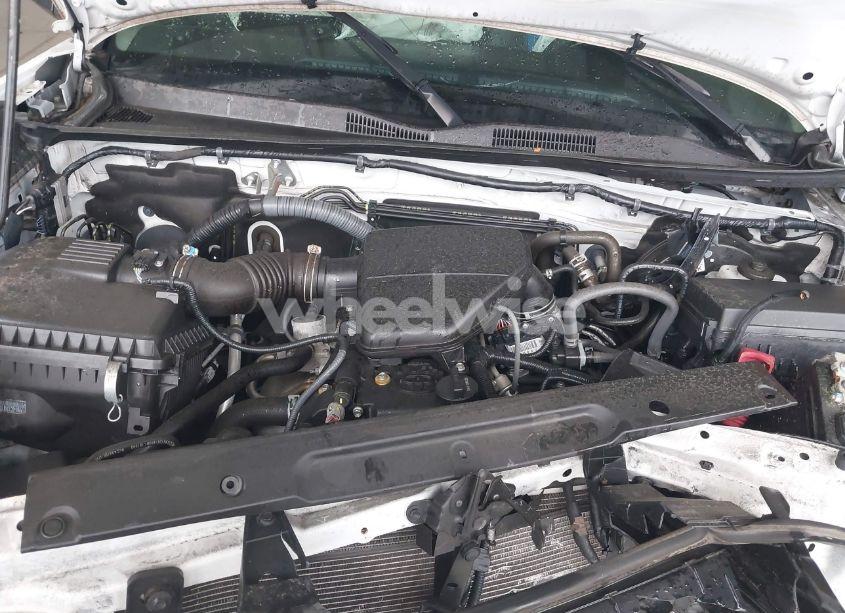 Photo 10 of 2020 Toyota Tacoma SR (VIN 3TYSX5ENXLT001748)