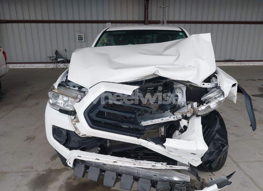 Photo 12 of 2020 Toyota Tacoma SR (VIN 3TYSX5ENXLT001748)