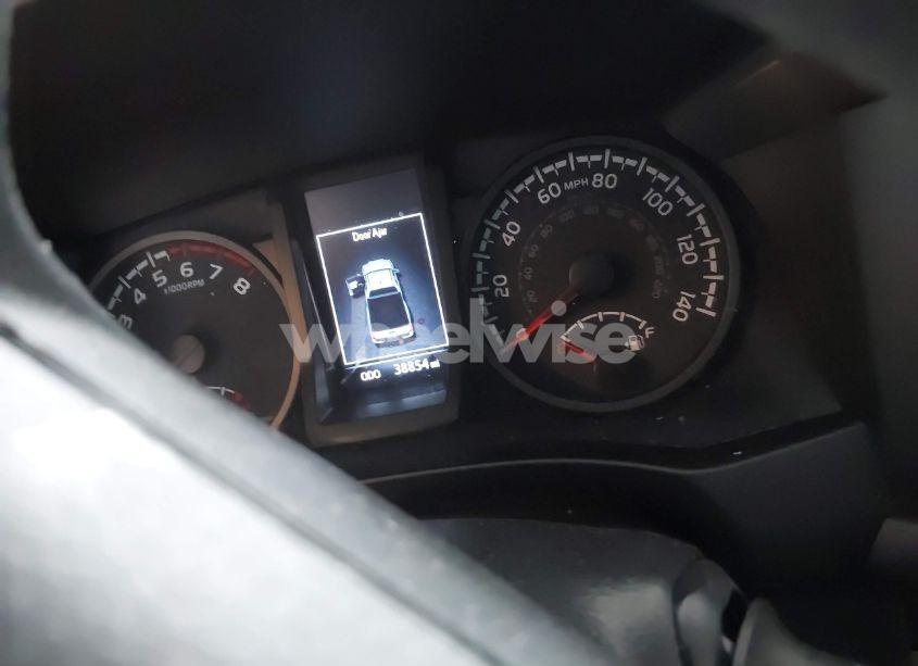 Photo 7 of 2020 Toyota Tacoma SR (VIN 3TYSX5ENXLT001748)