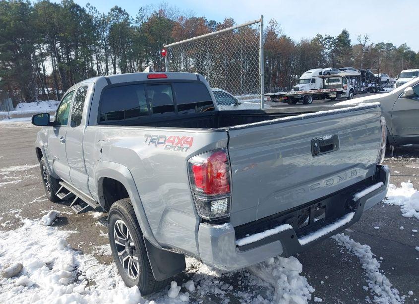 Photo 3 of 2021 Toyota Tacoma (VIN 3TYSZ5AN1MT014549)