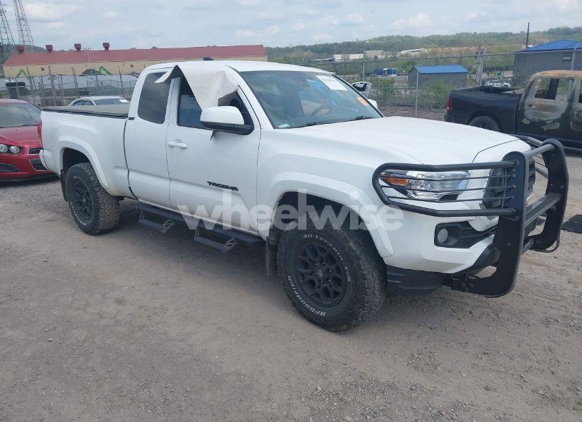 2022 Toyota Tacoma SR5 V6 (VIN 3TYSZ5AN1NT092590) main photo