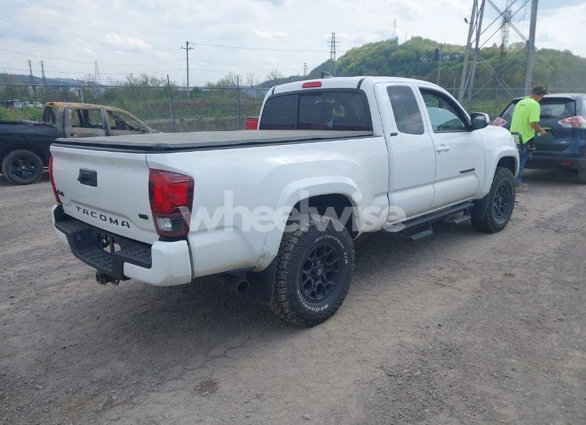 Photo 4 of 2022 Toyota Tacoma SR5 V6 (VIN 3TYSZ5AN1NT092590)