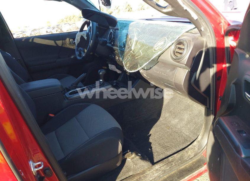 Photo 5 of 2022 Toyota Tacoma (VIN 3TYSZ5AN2NT074373)